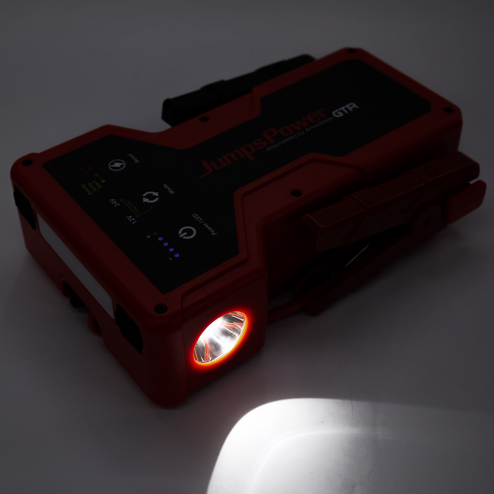 JumpsPower GTR jump starter display